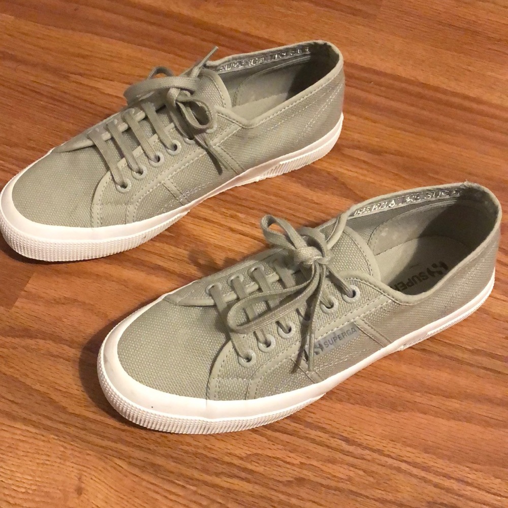 Women’s Superga shoes